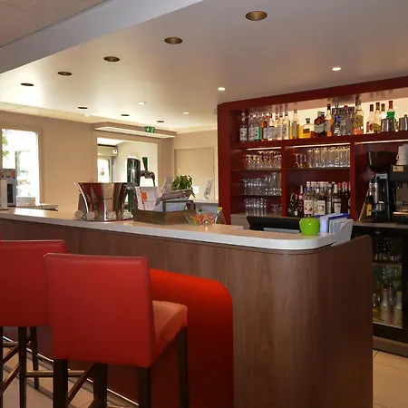 Campanile Sud Bezannes 3*