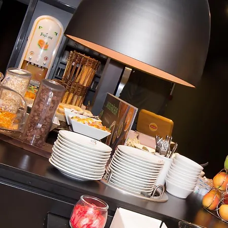 Campanile Sud Bezannes Szálloda 3*
